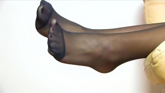Black nylon feet