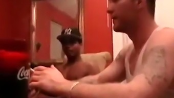 Gay brown skin muscle male porn Sucking Off Black Boys!
