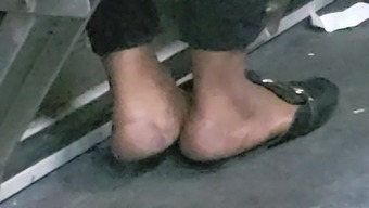 Ebony feet teaser on bus