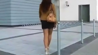 nylons and heels in public