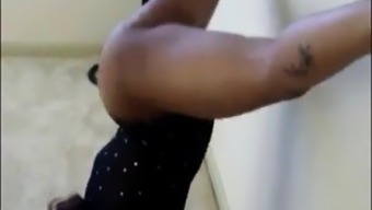 Big Booty Flexible Black Girl 'Asscrobatics' (OMG!) - Ameman