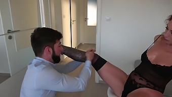 Horny wife getting fucked by her naughty hubby - Julia North