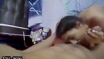 Desi Naughty Pakistani Girlfriend Fuck Boyfriend Hotel Room hard Fucking MMS Leaked Full Hindi Audio Clear