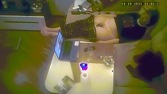 Amateur MILF's secret masturbation captured on security camera
