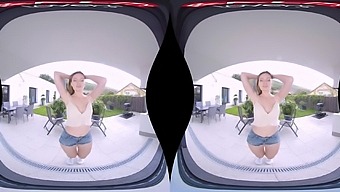 Experience Leanne Lace's Solo Striptease in VR Porn - RealityLovers