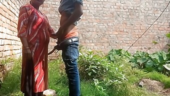 Indian teen gets rough outdoor sex with boyfriend